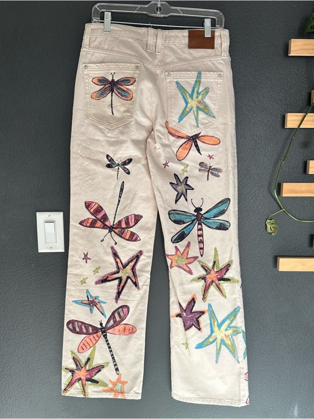 Free People Tennessee Illusions Jeans Dragonfly Print Low Rise Size 28 NEW - Picture 5 of 9